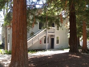Building Photo - 7110 Cross Creek Cir