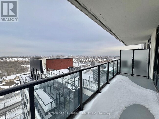 Photo du bâtiment - 3200 William Coltson Ave