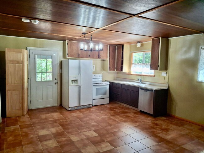Foto del edificio - 1588 Quail Ln