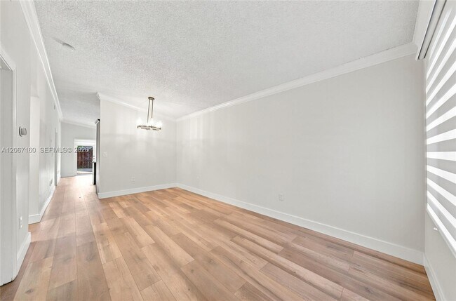 Foto del edificio - 18751 NW 84th Pl