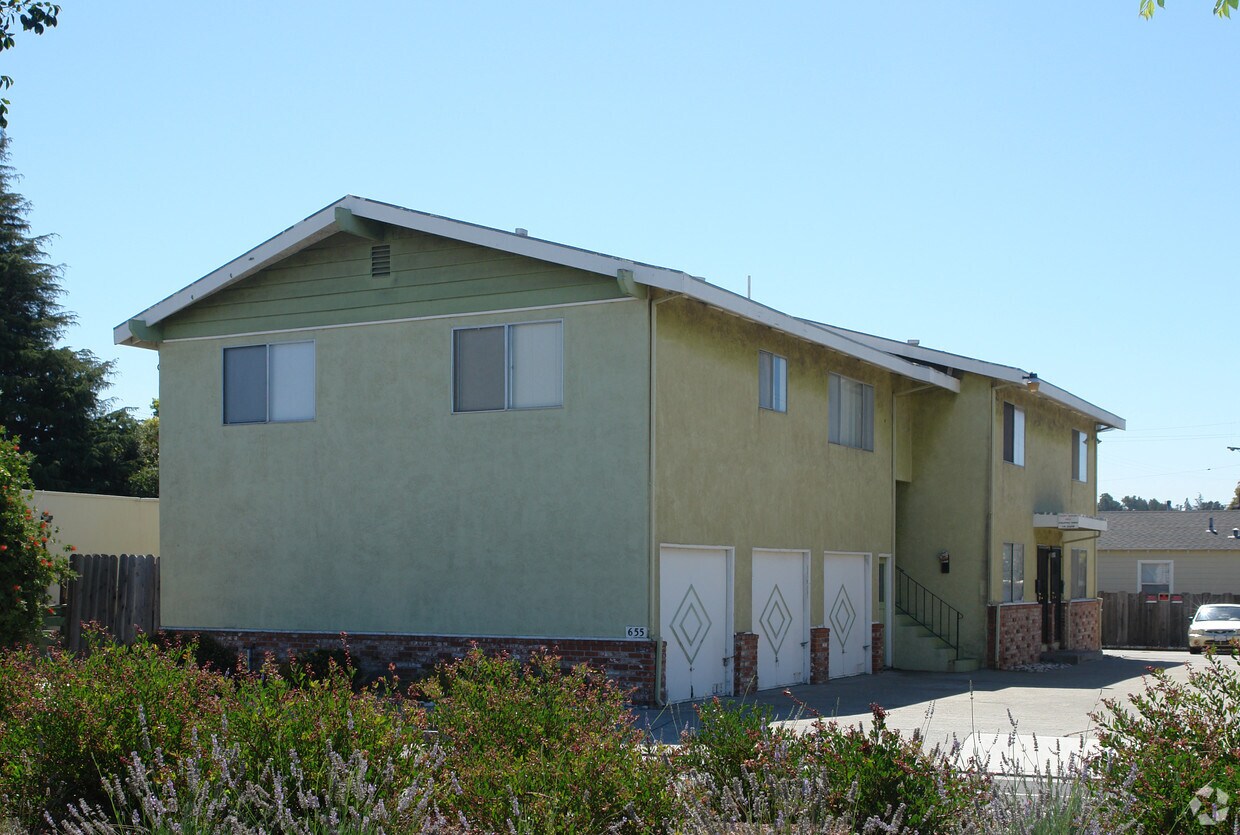 Foto del edificio - Multi-Family