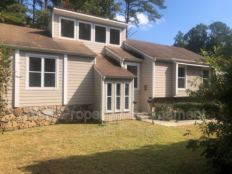 Primary Photo - 19 Ashton Woods Dr