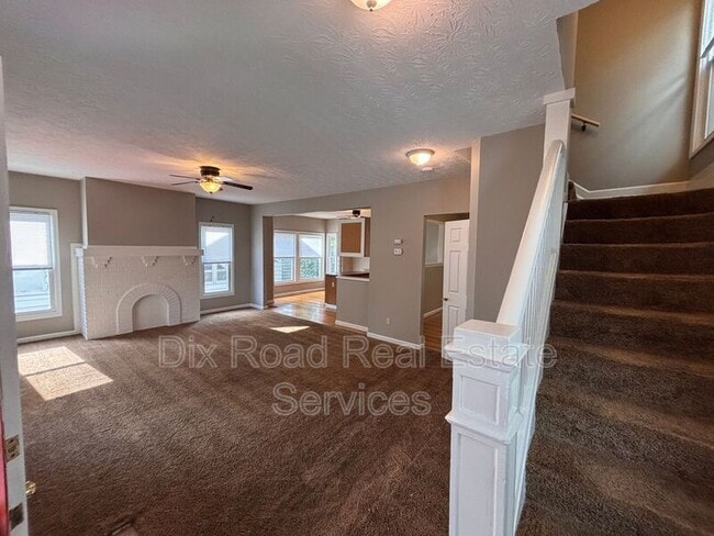 Building Photo - 2407 Christel Ave