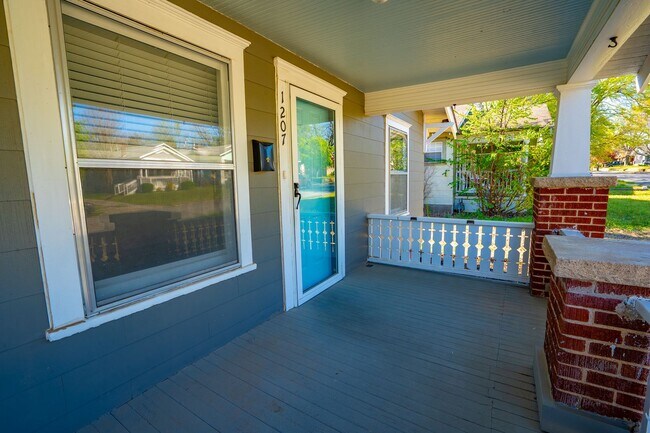 Foto del edificio - Updated 2 Bed, 1.5 Bath in Tulsa!
