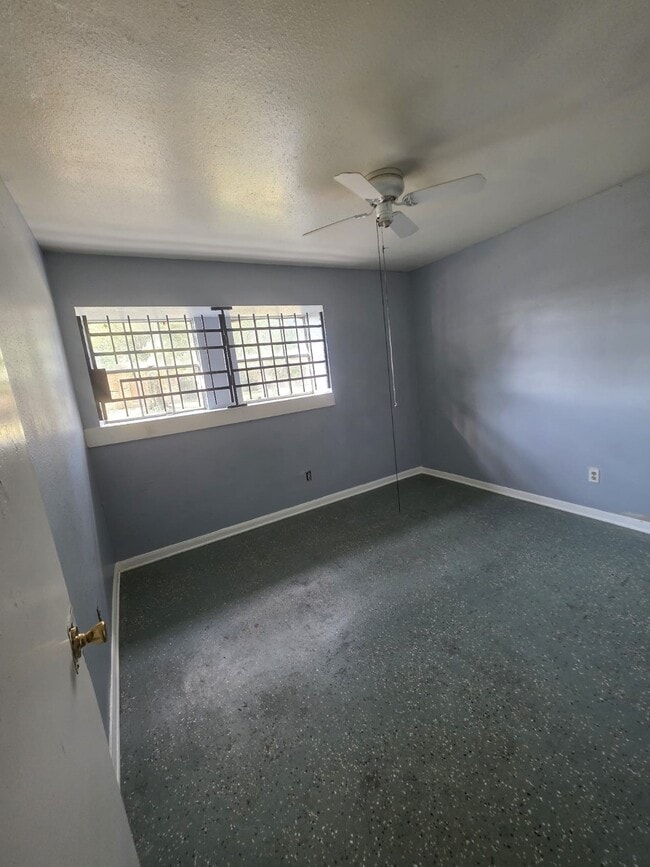 Building Photo - 2202 Winter Bay Ln