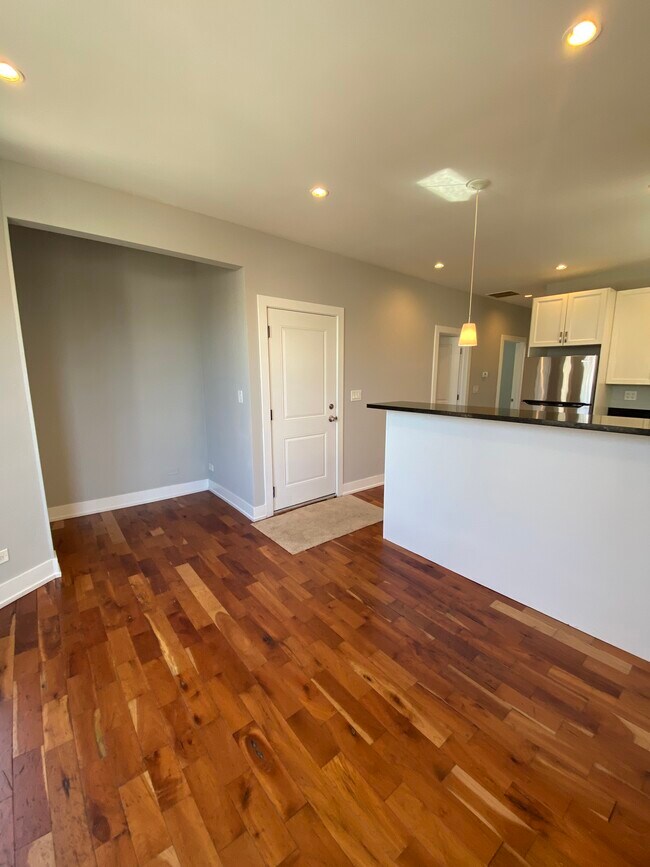 Foto del edificio - 3633 W Palmer St