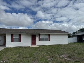 Building Photo - 1112 Gifford Ave S