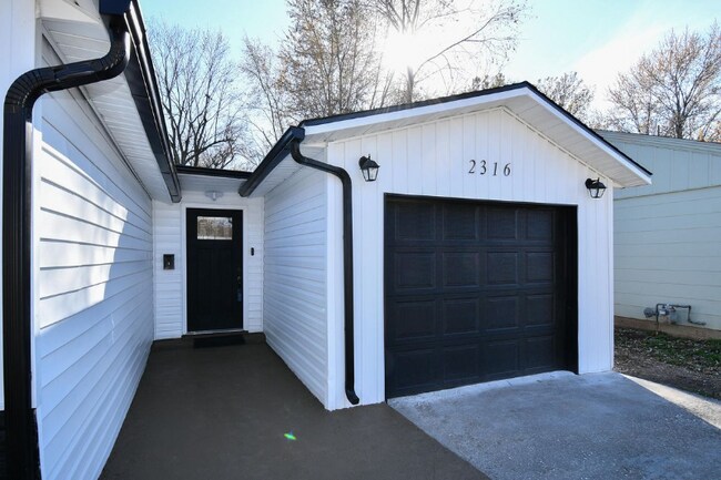 Foto del edificio - 2316 W Nichols St