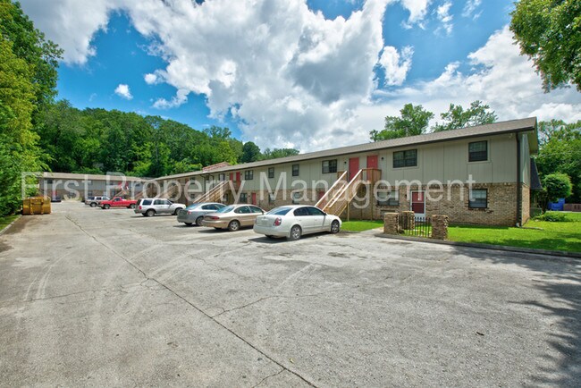 Foto del edificio - One Bedroom, updated open floor plan