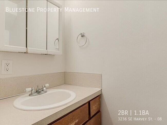 Foto del edificio - 3236 SE Harvey St