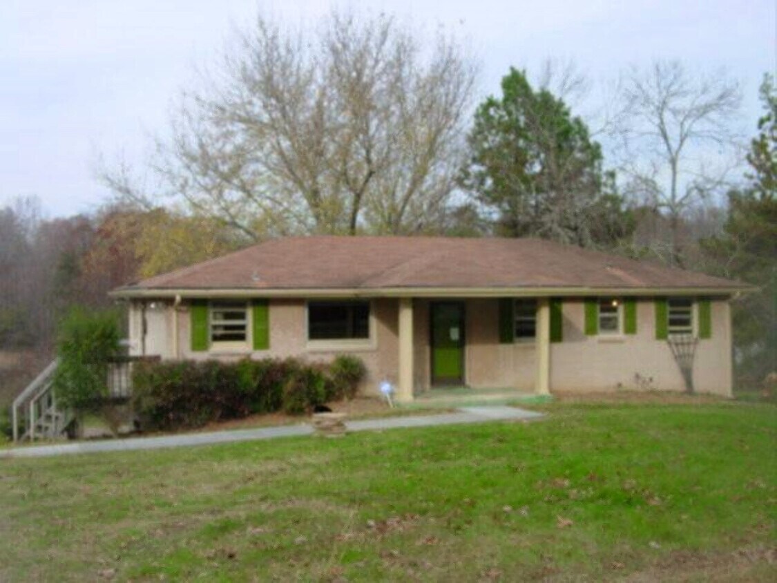 4125 TN96, Burns, TN 37029 House Rental in Burns, TN