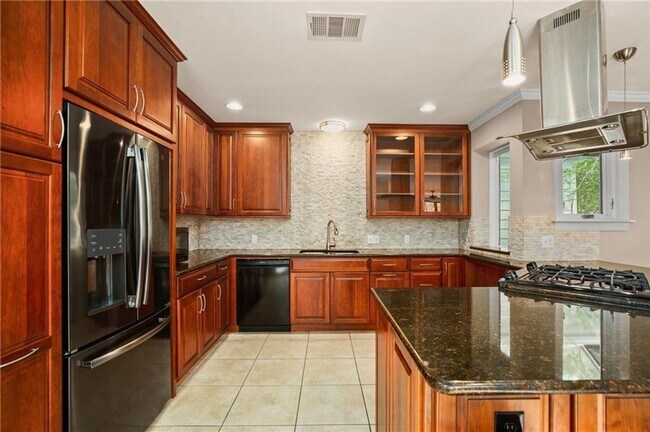 Foto del edificio - 2920 Windsor Duplex