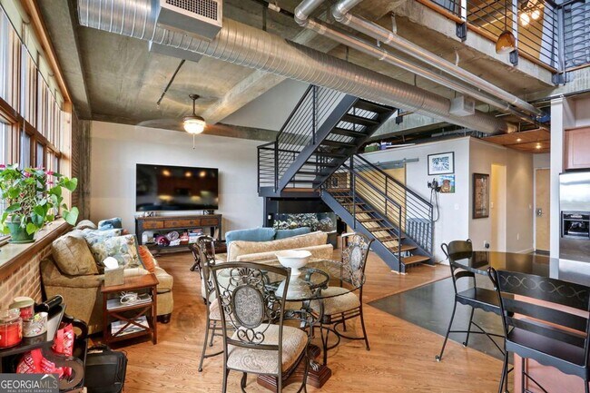 Foto del edificio - 640 Glen Iris Dr NE