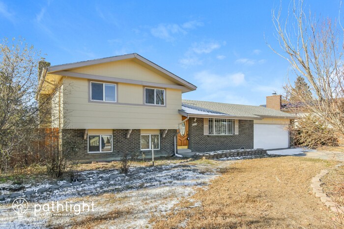 Primary Photo - 2935 Pinnacle Drive, Colorado Springs, CO,...