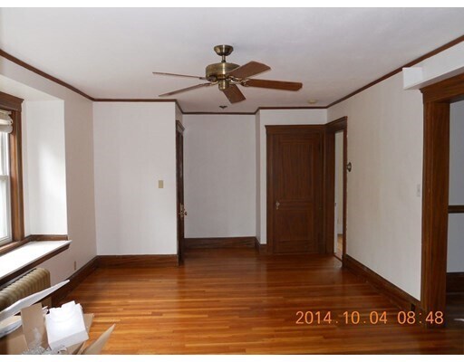 Building Photo - 33 Springfield St