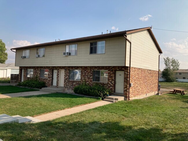 Building Photo - 482 E 500 S