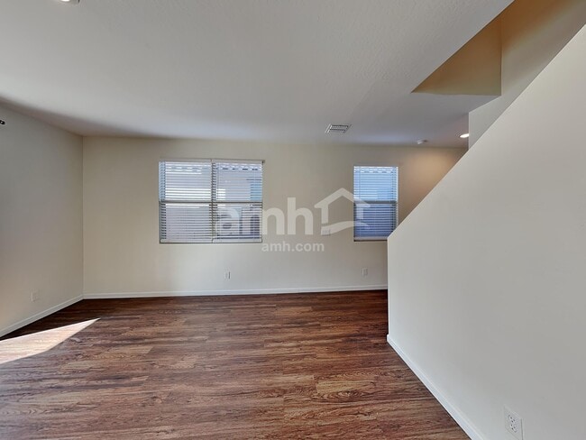 Building Photo - 14221 W Georgia Dr