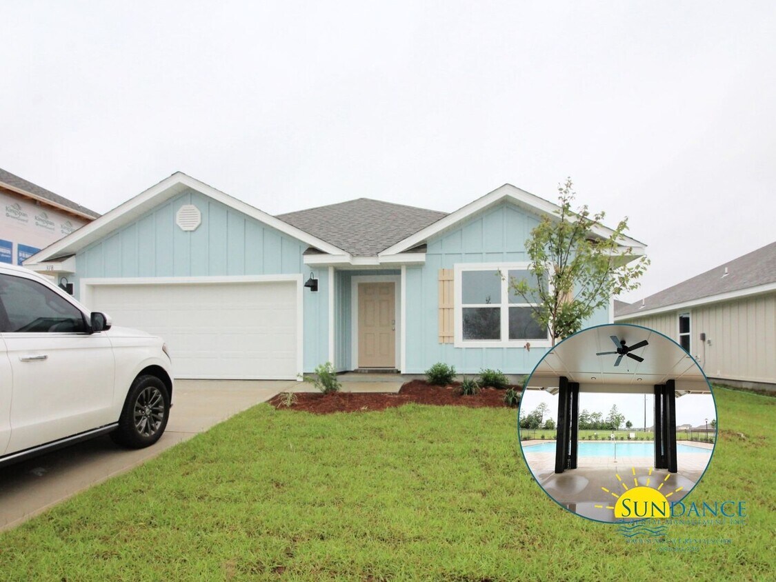 Primary Photo - Gorgeous 4 Bedroom Home in Crestview!