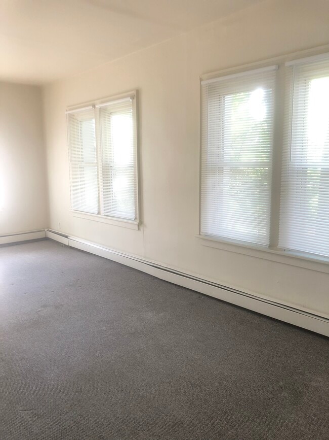 sunny bedroom w/large closet - 124 College Pl