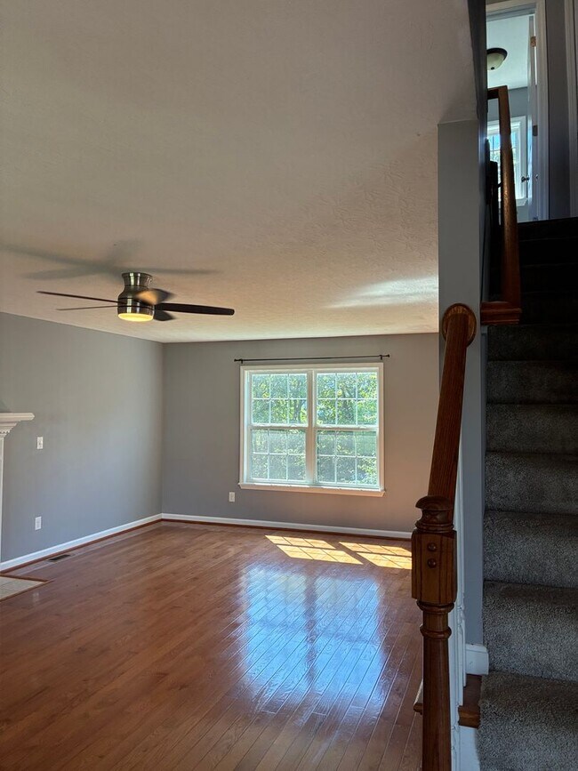 Foto del edificio - **ELIZABETHTOWN INDEPENDENT SCHOOL DISTRICT**