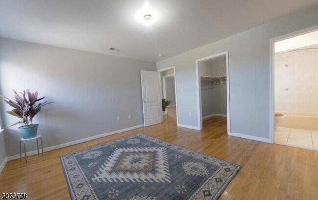 Building Photo - 78 Highland Ave