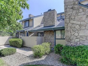 Building Photo - 8794 Allison Dr
