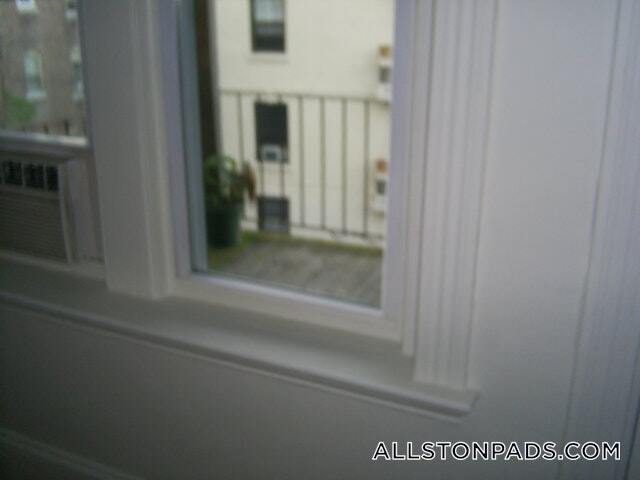 Foto del edificio - 1375 Commonwealth Ave