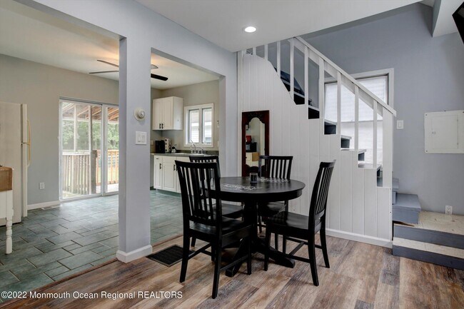 Foto del edificio - 537 Bennetts Mills Rd