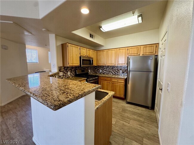 Foto del edificio - 5855 Valley Dr