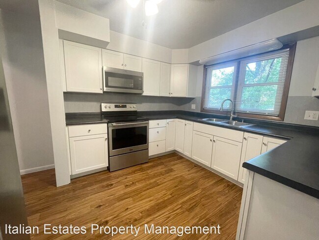 Building Photo - 4 br, 2 bath House - 2832 Nevada St.