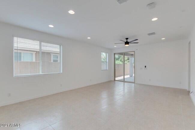 Foto del edificio - 3745 S 65th Ave