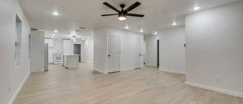Building Photo - 4626 De Kalb Ave