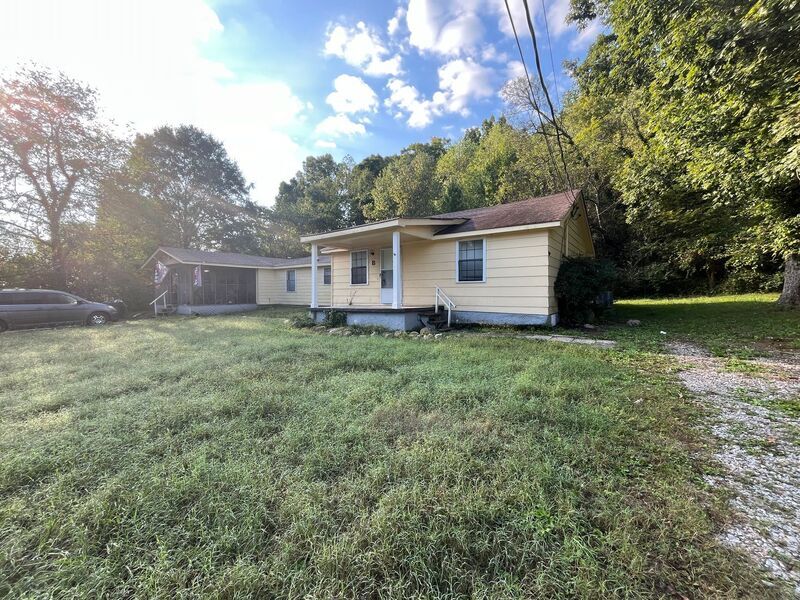 1320 Ely Rd Unit B, Chattanooga, TN 37343 Condo for Rent in