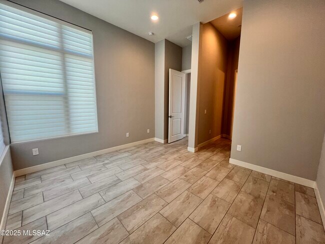 Foto del edificio - 14205 N Stone View Pl