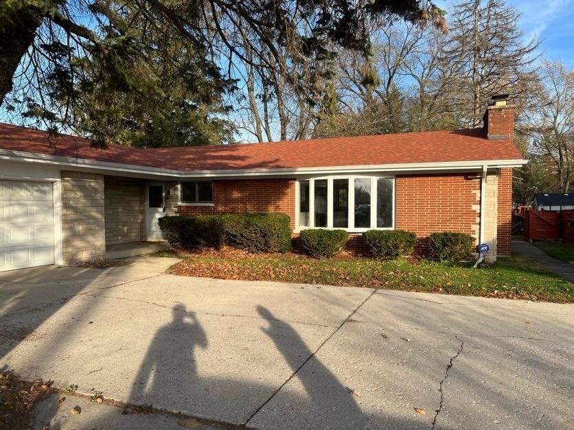 961 Trask St, Aurora, IL 60505 House Rental in Aurora, IL