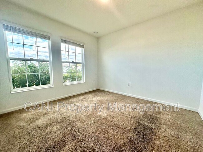 Foto del edificio - 3807 Whitney Wy