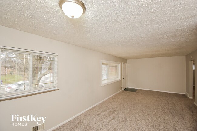 Foto del edificio - 5602 Culver St