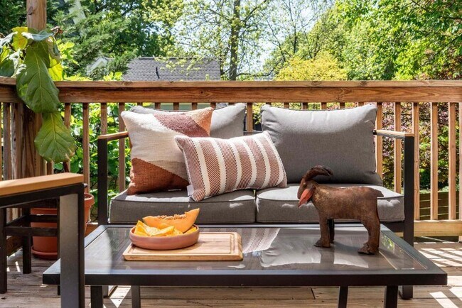 Foto del edificio - 685 Wylie St SE