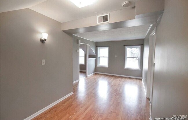 Foto del edificio - 8 Melrose Rd