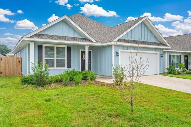 Building Photo - 214 Lyla Ln