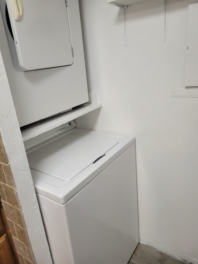 11130 Stratford Dr Unit 418, Oklahoma City, OK 73120 Condo for Rent