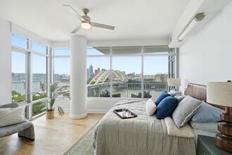 Building Photo - 400 Riverboat Row