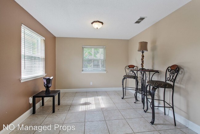 Building Photo - 3 br, 2 bath House - 784 Oakwood Ave.