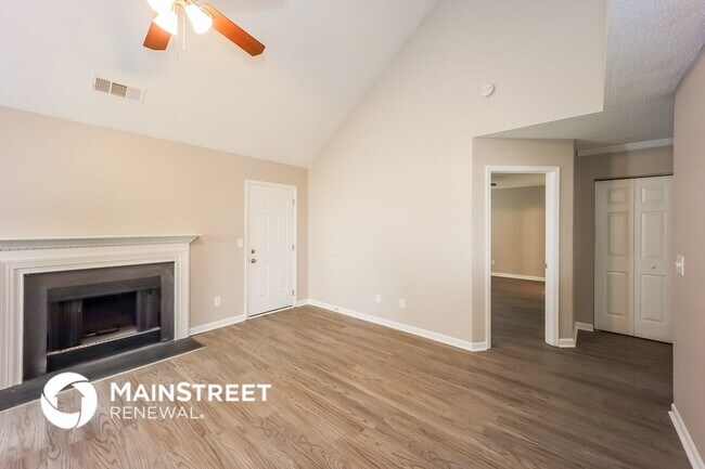 Foto del edificio - 5760 Sable Glen Rd