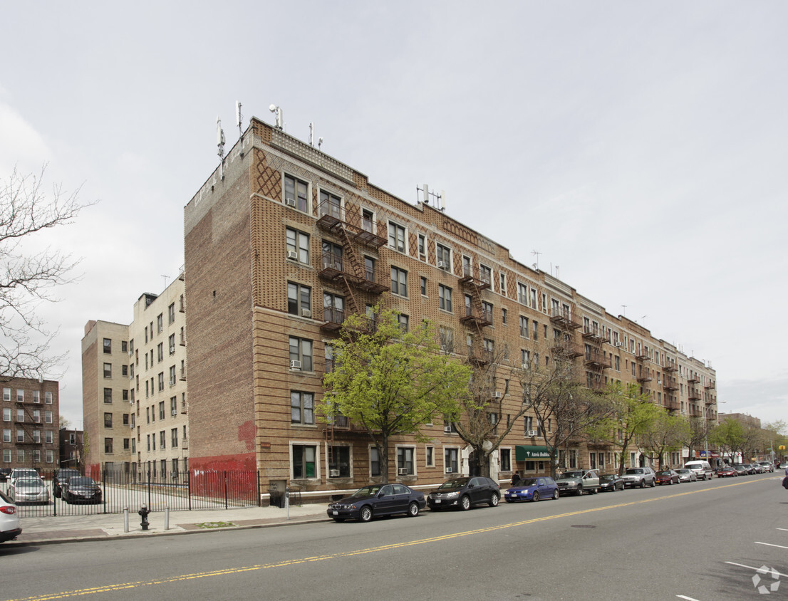 Primary Photo - 21-38 31st St