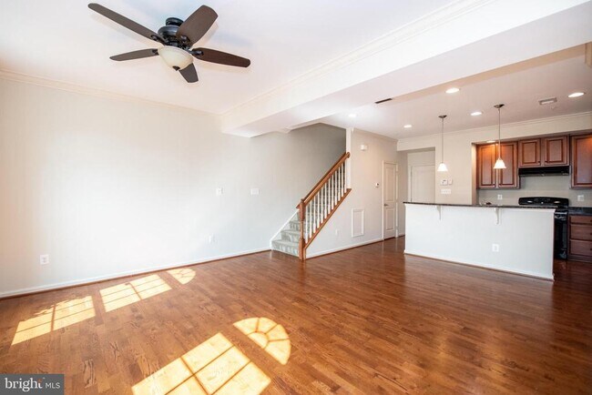 Building Photo - 306 Mill Pond Rd