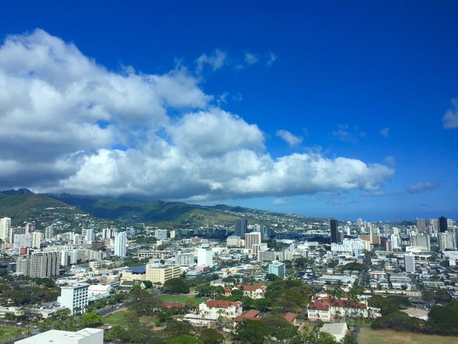 Foto del edificio - 888 Kapiolani Blvd