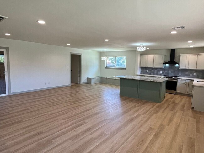 Foto del edificio - 7501 NW 28th St