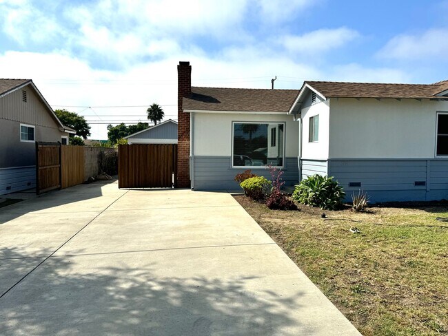 Building Photo - Remodeled Single Story Home!