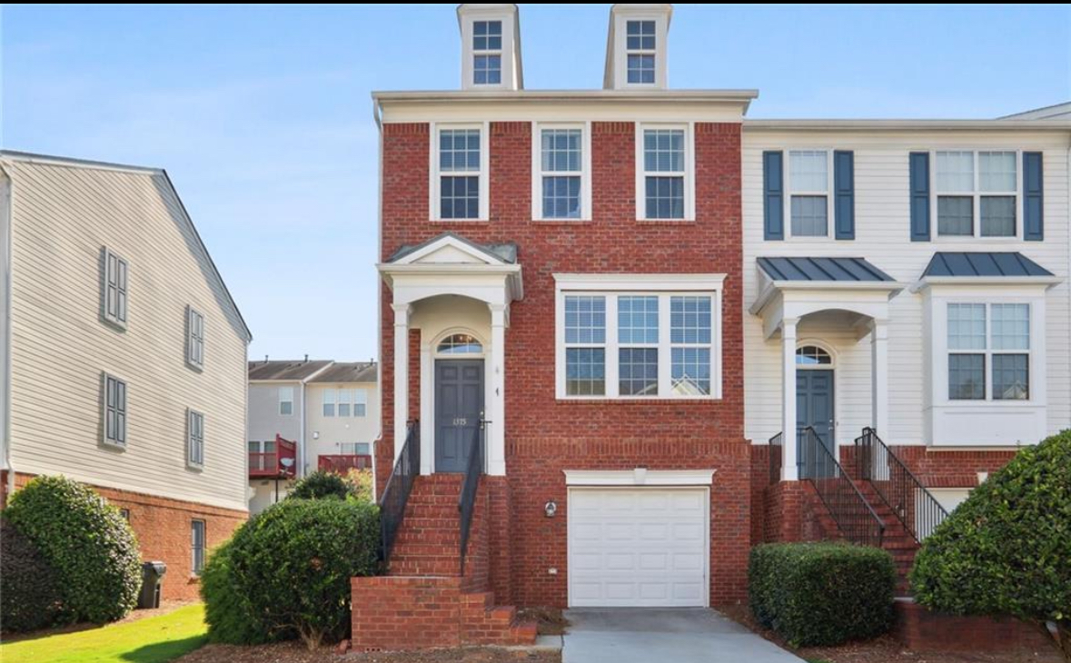 Primary Photo - 1375 Thornborough Dr